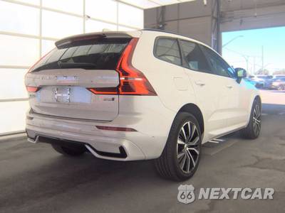2024 Volvo XC60 B5 Plus Dark Theme - zdjęcie 4 z 28 - miniatura