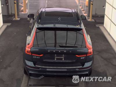 2024 Volvo XC60 B5 Core Dark Theme - zdjęcie 5 z 42 - miniatura