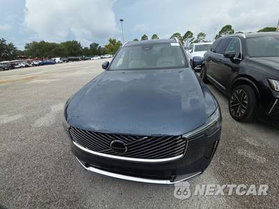 2026 Volvo XC90 B6 Plus 7-Passenger - zdjęcie 2 z 27 - miniatura