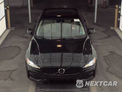 2023 Volvo S60 B5 Plus Dark - zdjęcie 2 z 32 - miniatura