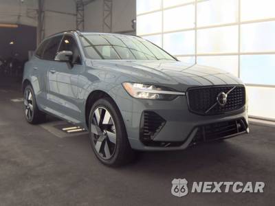 2024 Volvo XC60 Recharge Plug-In Hybrid T8 Plus Dark Theme - zdjęcie 3 z 29 - miniatura