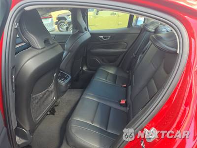 2024 Volvo S60 B5 Ultimate Dark - zdjęcie 13 z 28 - miniatura