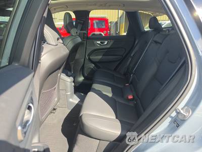 2024 Volvo XC60 Recharge Plug-In Hybrid T8 Plus Dark Theme - zdjęcie 13 z 29 - miniatura
