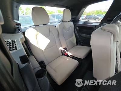2026 Volvo XC90 B6 Plus 7-Passenger - zdjęcie 14 z 24 - miniatura