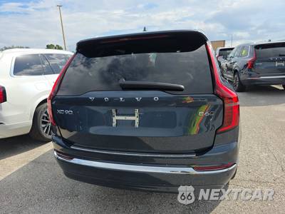 2026 Volvo XC90 B6 Plus 7-Passenger - zdjęcie 5 z 24 - miniatura