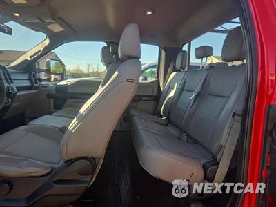 2019 Ford Super Duty F-450 Cab Chassis XL Extended Cab w/Rear Doors DRW - zdjęcie 16 z 30 - miniatura