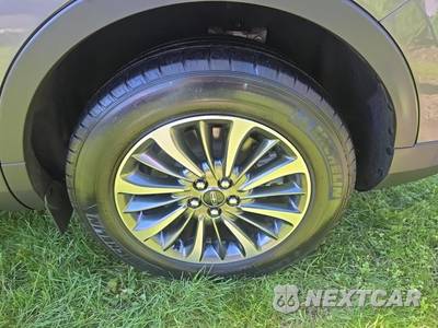 2022 Lincoln Nautilus Standard - zdjęcie 11 z 22 - miniatura