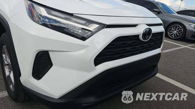 2025 Toyota RAV4 XLE - zdjęcie 20 z 23 - miniatura