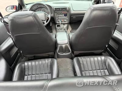 2000 Chevrolet Camaro Z28 Coupe - zdjęcie 13 z 18 - miniatura