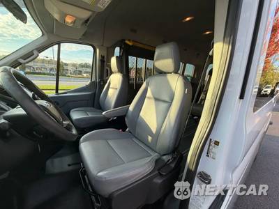 2015 Ford Transit 350 Passenger Wagon XL w/RH Sliding Door Medium Roof 148.0" WB - zdjęcie 34 z 58 - miniatura