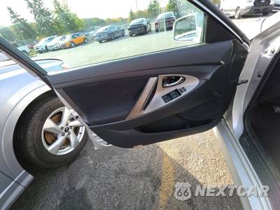 2008 Toyota Camry SE - zdjęcie 9 z 96 - miniatura