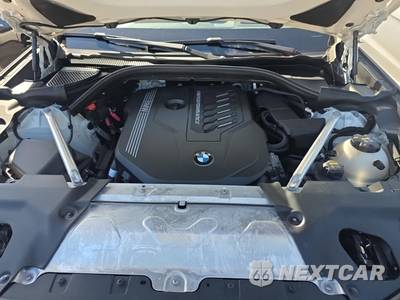 2021 BMW X4 Sports Activity Coupe M40i - zdjęcie 18 z 21 - miniatura