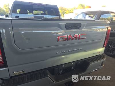 2024 GMC Sierra 1500 AT4 Crew Cab Short Bed - zdjęcie 5 z 28 - miniatura