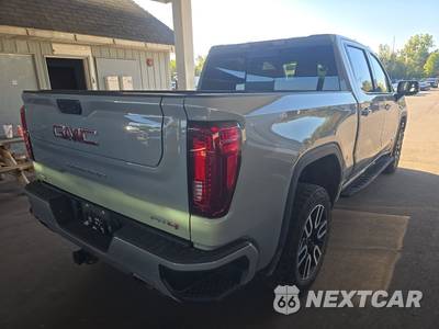 2024 GMC Sierra 1500 AT4 Crew Cab Short Bed - zdjęcie 4 z 28 - miniatura