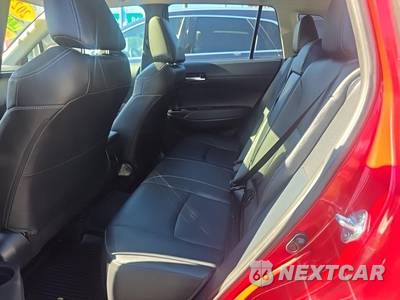 2023 Toyota Corolla Cross XLE - zdjęcie 16 z 22 - miniatura