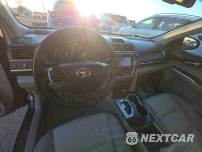 2012 Toyota Camry XLE - zdjęcie 11 z 37 - miniatura