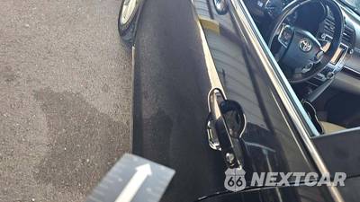 2012 Toyota Camry XLE - zdjęcie 28 z 37 - miniatura
