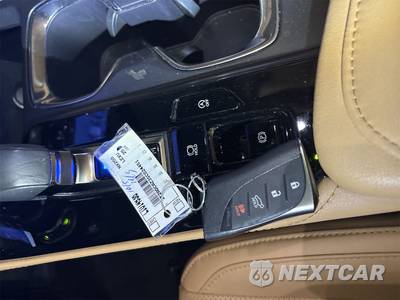 2025 Lexus NX 250 - zdjęcie 19 z 24 - miniatura