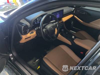 2026 Lexus IS 350 F SPORT Design - zdjęcie 13 z 24 - miniatura