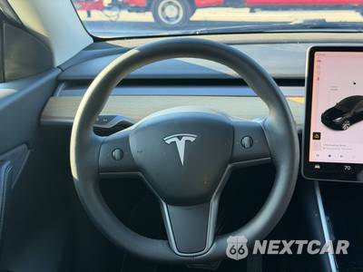 2020 Tesla Model Y Long Range - zdjęcie 12 z 18 - miniatura
