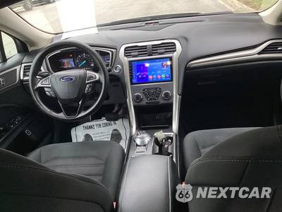 2017 Ford Fusion Hybrid SE - zdjęcie 13 z 18 - miniatura