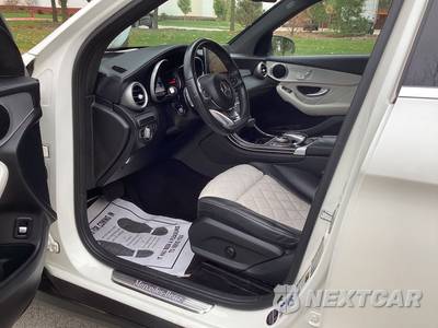 2016 Mercedes-Benz GLC 300 4MATIC - zdjęcie 9 z 19 - miniatura