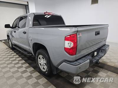 2021 Toyota Tundra SR5 Crew Cab Short Bed - zdjęcie 6 z 40 - miniatura