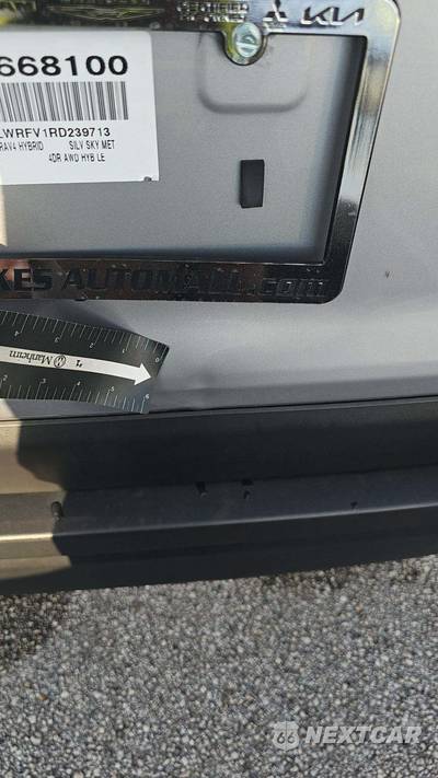 2024 Toyota RAV4 Hybrid LE - zdjęcie 20 z 24 - miniatura
