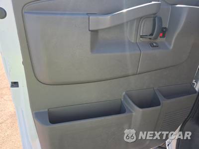 2025 Chevrolet Express 2500 Cargo Van 1WT 135.0" WB - zdjęcie 9 z 50 - miniatura