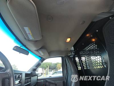 2025 Chevrolet Express 2500 Cargo Van 1WT 135.0" WB - zdjęcie 17 z 33 - miniatura