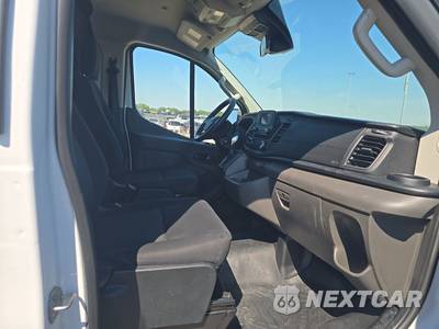 2025 Ford Transit 250 Cargo Van Low Roof 130.0" WB - zdjęcie 8 z 26 - miniatura