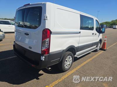 2025 Ford Transit 250 Cargo Van Low Roof 130.0" WB - zdjęcie 4 z 21 - miniatura