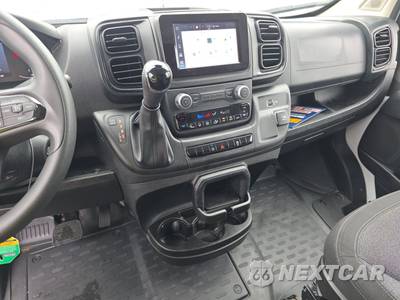 2025 Ram ProMaster 2500 Cargo Van Tradesman w/Passenger Seat Low Roof 136.0" WB - zdjęcie 11 z 21 - miniatura