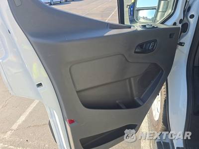 2025 Ford Transit 250 Cargo Van Low Roof 130.0" WB - zdjęcie 9 z 25 - miniatura