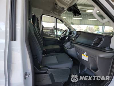 2025 Ford Transit 250 Cargo Van Low Roof 130.0" WB - zdjęcie 8 z 25 - miniatura