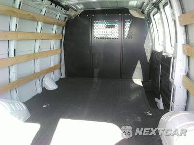 2025 Chevrolet Express 2500 Cargo Van 1WT 135.0" WB - zdjęcie 26 z 31 - miniatura