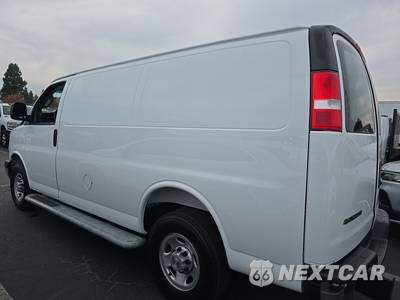 2025 Chevrolet Express 2500 Cargo Van 1WT 135.0" WB - zdjęcie 6 z 31 - miniatura