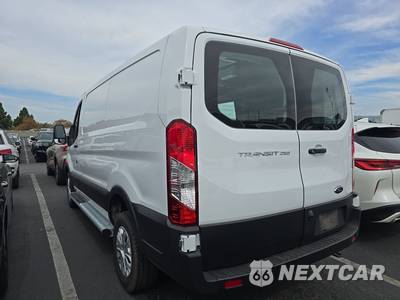2025 Ford Transit 250 Cargo Van Low Roof 130.0" WB - zdjęcie 6 z 33 - miniatura