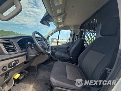 2025 Ford Transit 250 Cargo Van Low Roof 130.0" WB - zdjęcie 7 z 26 - miniatura