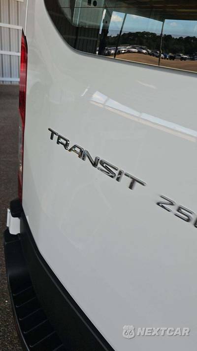 2025 Ford Transit 250 Cargo Van Low Roof 130.0" WB - zdjęcie 25 z 26 - miniatura