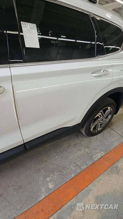 2023 Hyundai Santa Fe SEL - zdjęcie 21 z 31 - miniatura