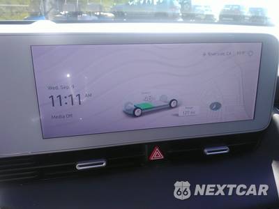 2024 Hyundai IONIQ 5 Limited - zdjęcie 17 z 34 - miniatura