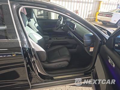 2023 Hyundai IONIQ 6 Limited - zdjęcie 8 z 32 - miniatura