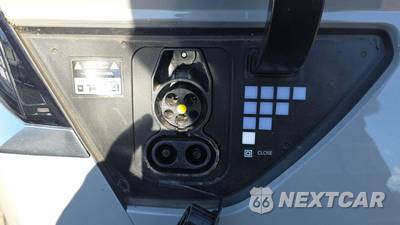 2024 Hyundai IONIQ 5 Limited - zdjęcie 17 z 32 - miniatura