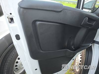 2025 Ram ProMaster 2500 Cargo Van Tradesman w/Passenger Seat Low Roof 136.0" WB - zdjęcie 9 z 24 - miniatura
