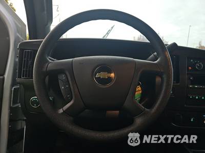 2025 Chevrolet Express 2500 Cargo Van 1WT 135.0" WB - zdjęcie 10 z 26 - miniatura