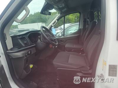 2025 Ford Transit 250 Cargo Van Low Roof 130.0" WB - zdjęcie 7 z 27 - miniatura