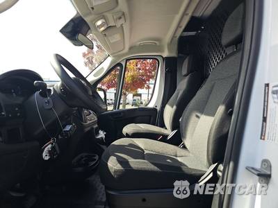 2025 Ram ProMaster 2500 Cargo Van Tradesman w/Passenger Seat Low Roof 136.0" WB - zdjęcie 7 z 31 - miniatura