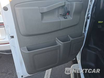 2025 Chevrolet Express 2500 Cargo Van 1WT 135.0" WB - zdjęcie 9 z 27 - miniatura