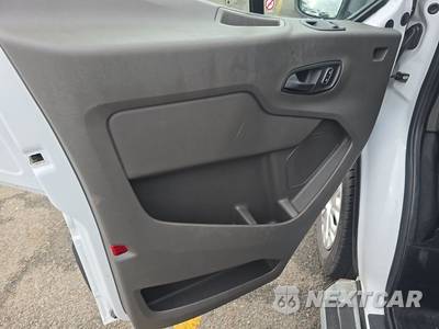 2025 Ford Transit 250 Cargo Van Low Roof 130.0" WB - zdjęcie 9 z 34 - miniatura